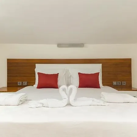 Tema Lara Apartment Antalya