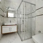 Tema Lara Apartmán *